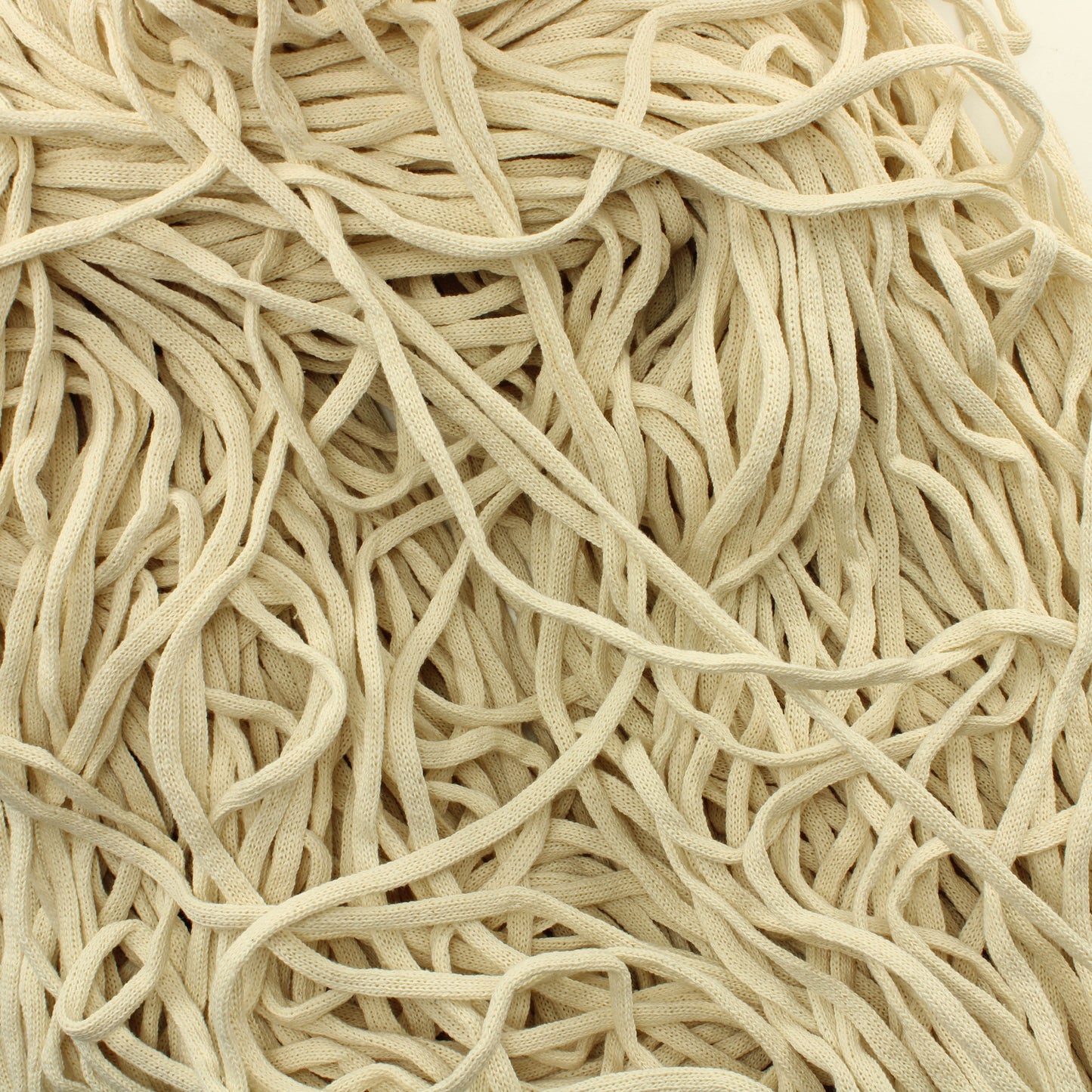 Luonnonvalkoinen ontelokude