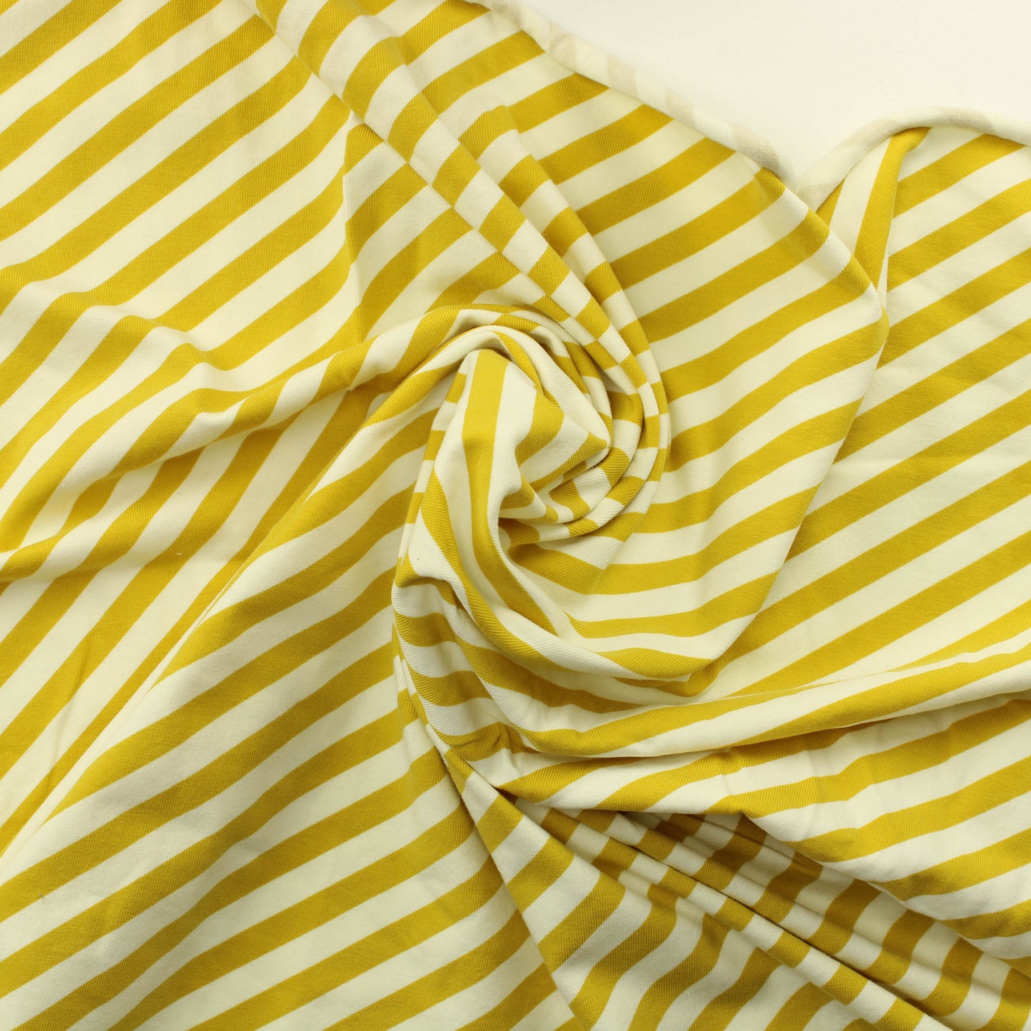 Diagonaaliraita Trikoo - Pala