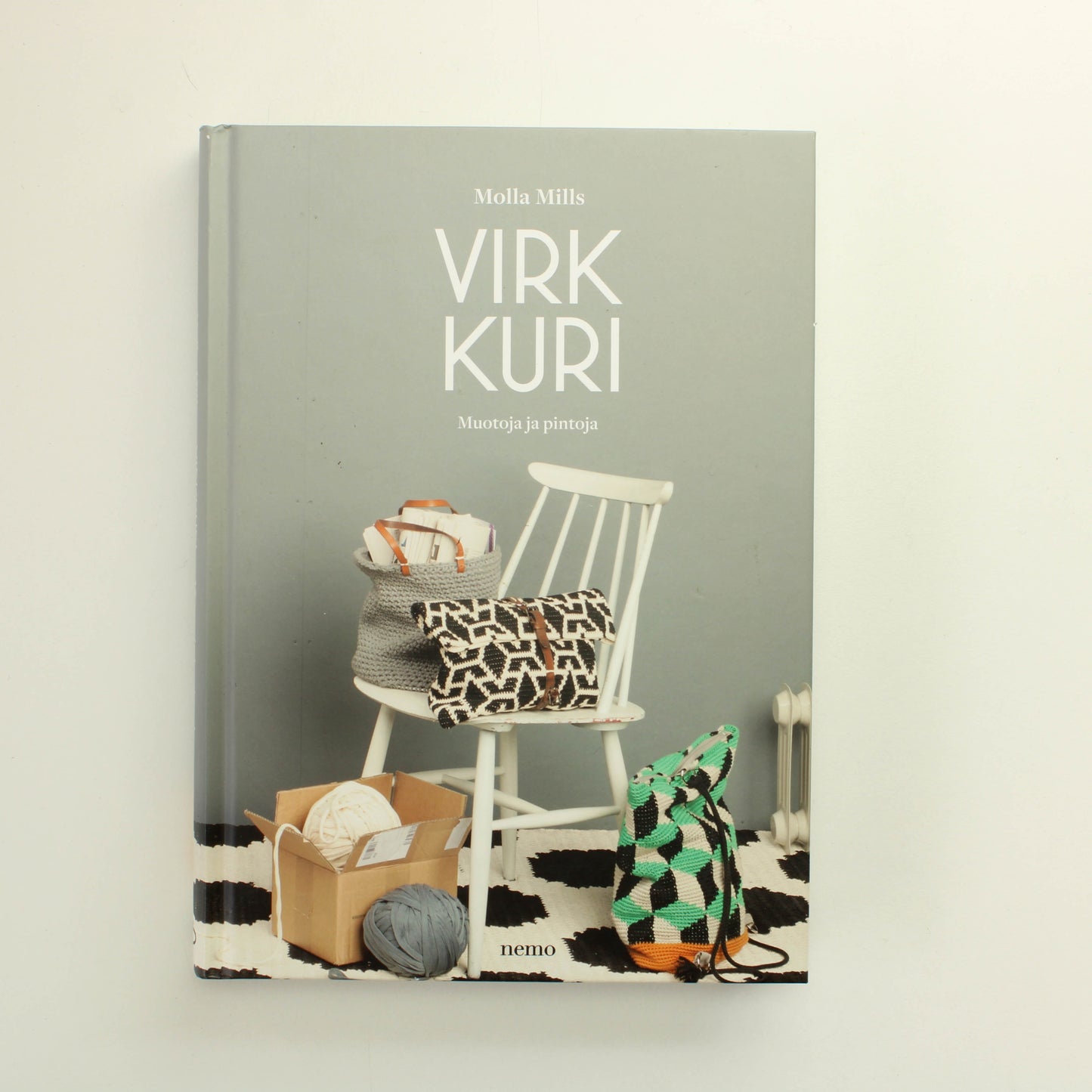 Molla Mills: Virkkuri, Muotoja ja pintoja