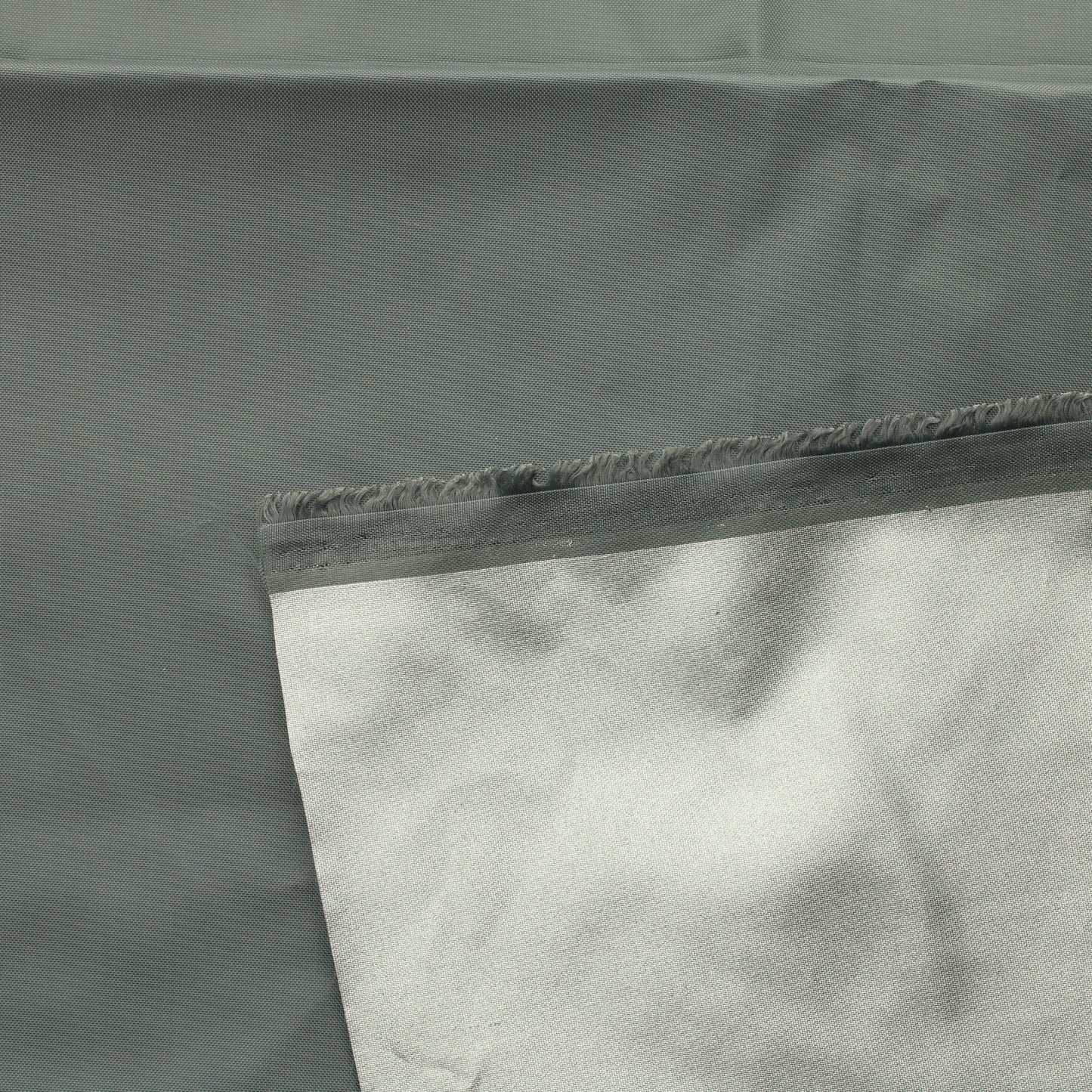 Harmaa pinnoitettu tekokuitu - Pala