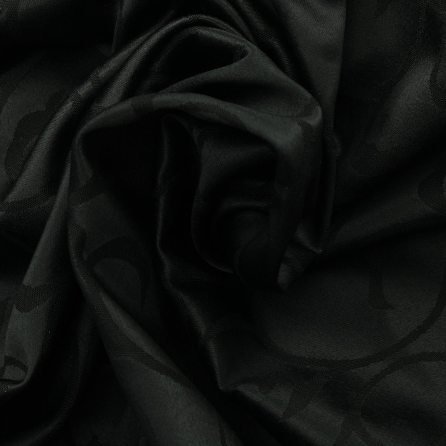 Musta kiemurakuvioinen Sisustuskangas - Pala