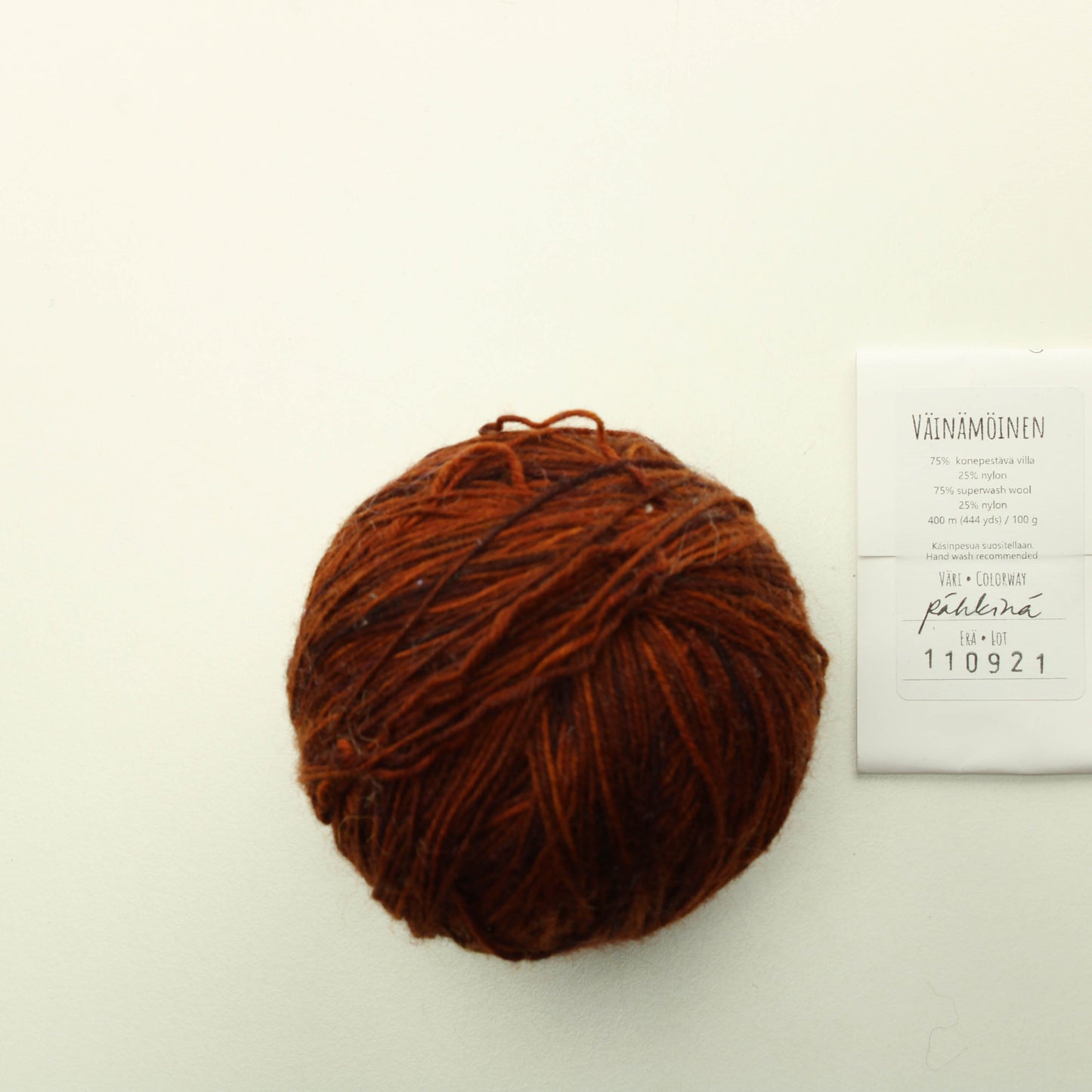 Louhittaren luola Väinämöinen - Pähkinä