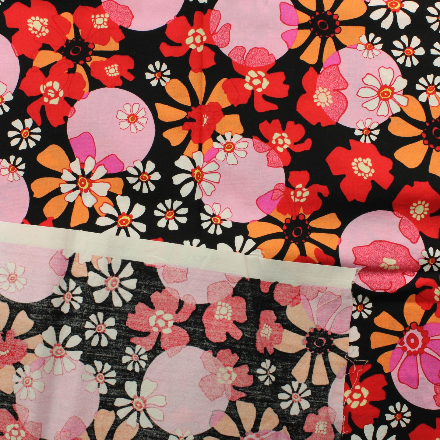 Pinkit ja punaiset kukat Puuvilla - Pala