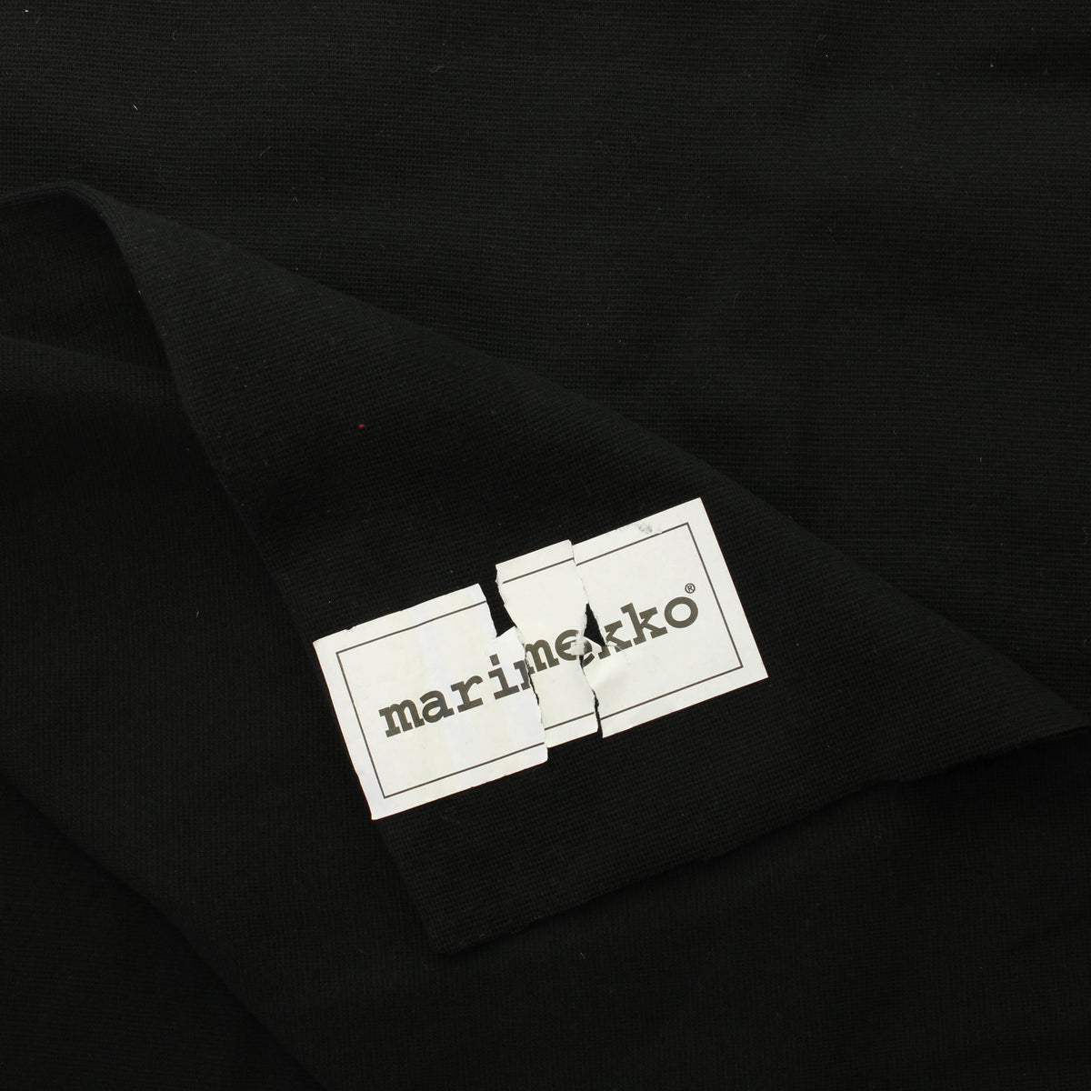 Marimekko Musta Tuubiresori - Pala
