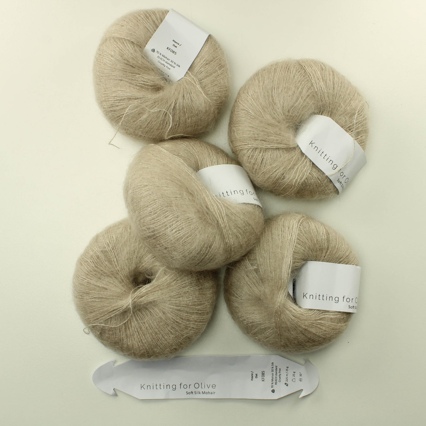 Knitting for Olive Soft Silk Mohair- KF085 oat. Lanka pussi 238.