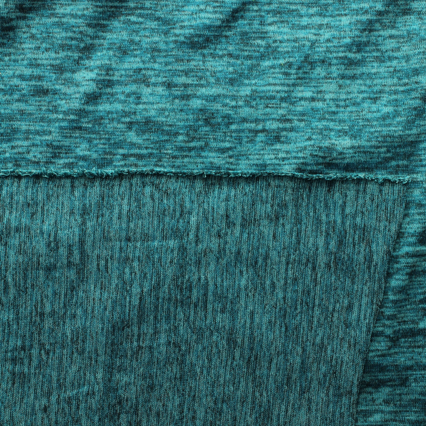 Petrooli Meleerattu Neulos - Pala