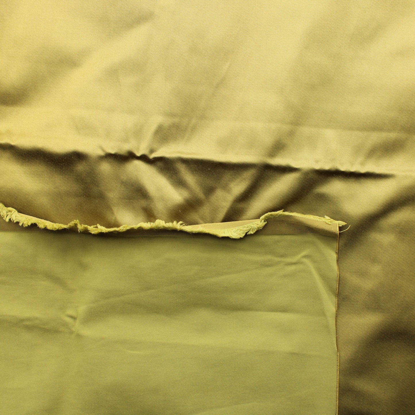 Vihertävänruskea Satiini - Pala