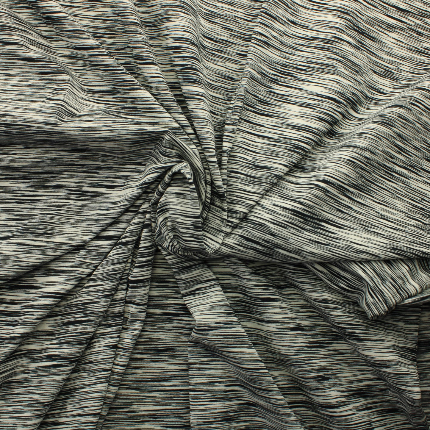 Nosh Musta-luonnonvalkoinen Trikoo - Pala