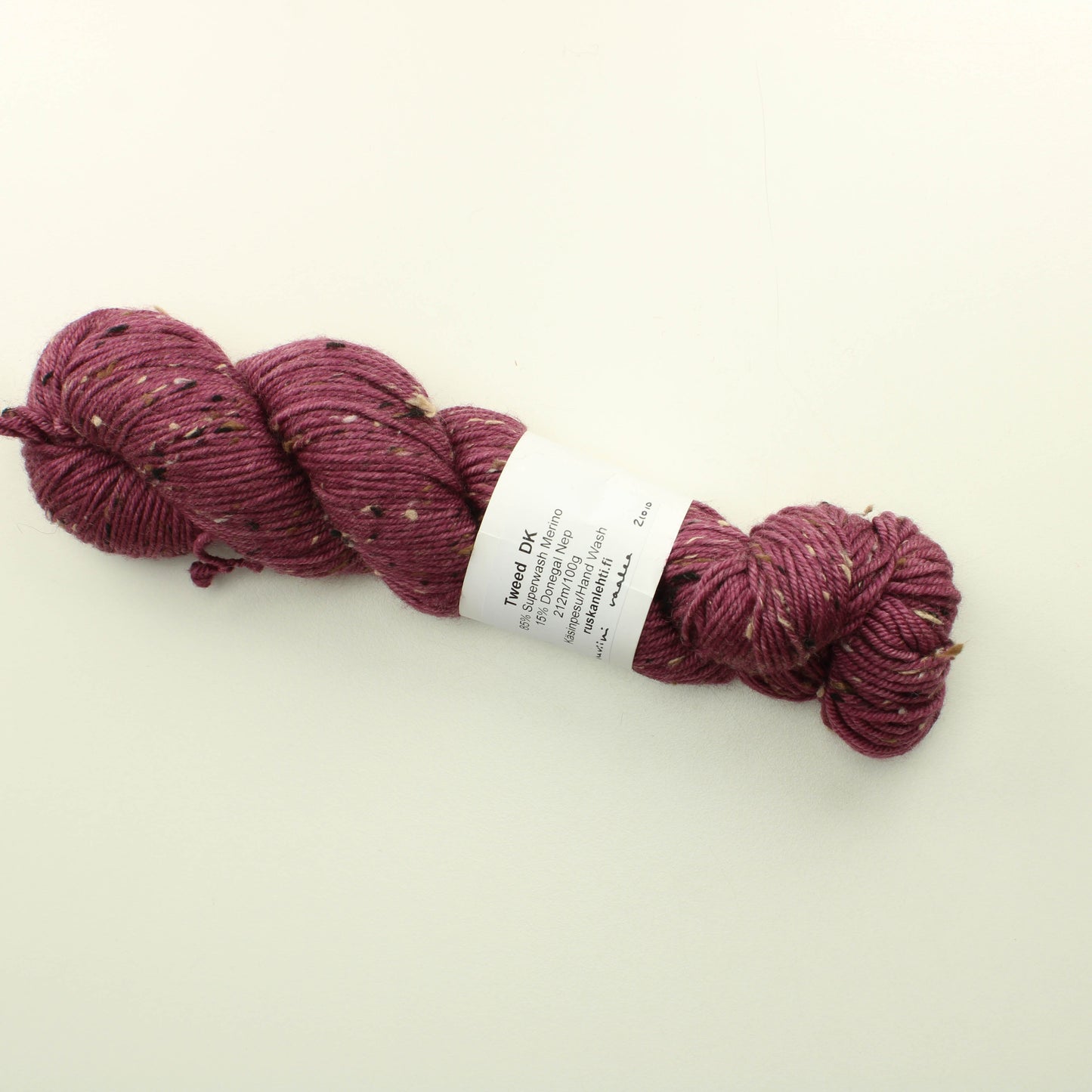 Ruskan lehti Ruskea Tweed DK Merino - punaviini vaalea Lankapussi 56012 (150g)
