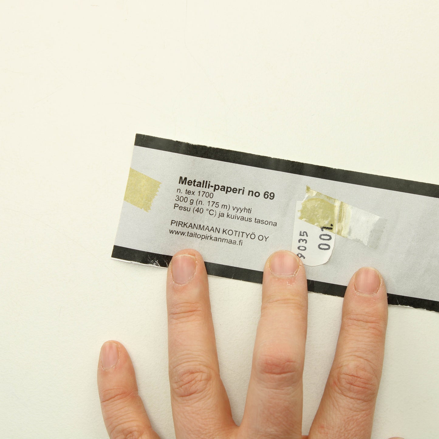 Pirkka Metalli-paperi - Luonnonvalkoinen ja hopea