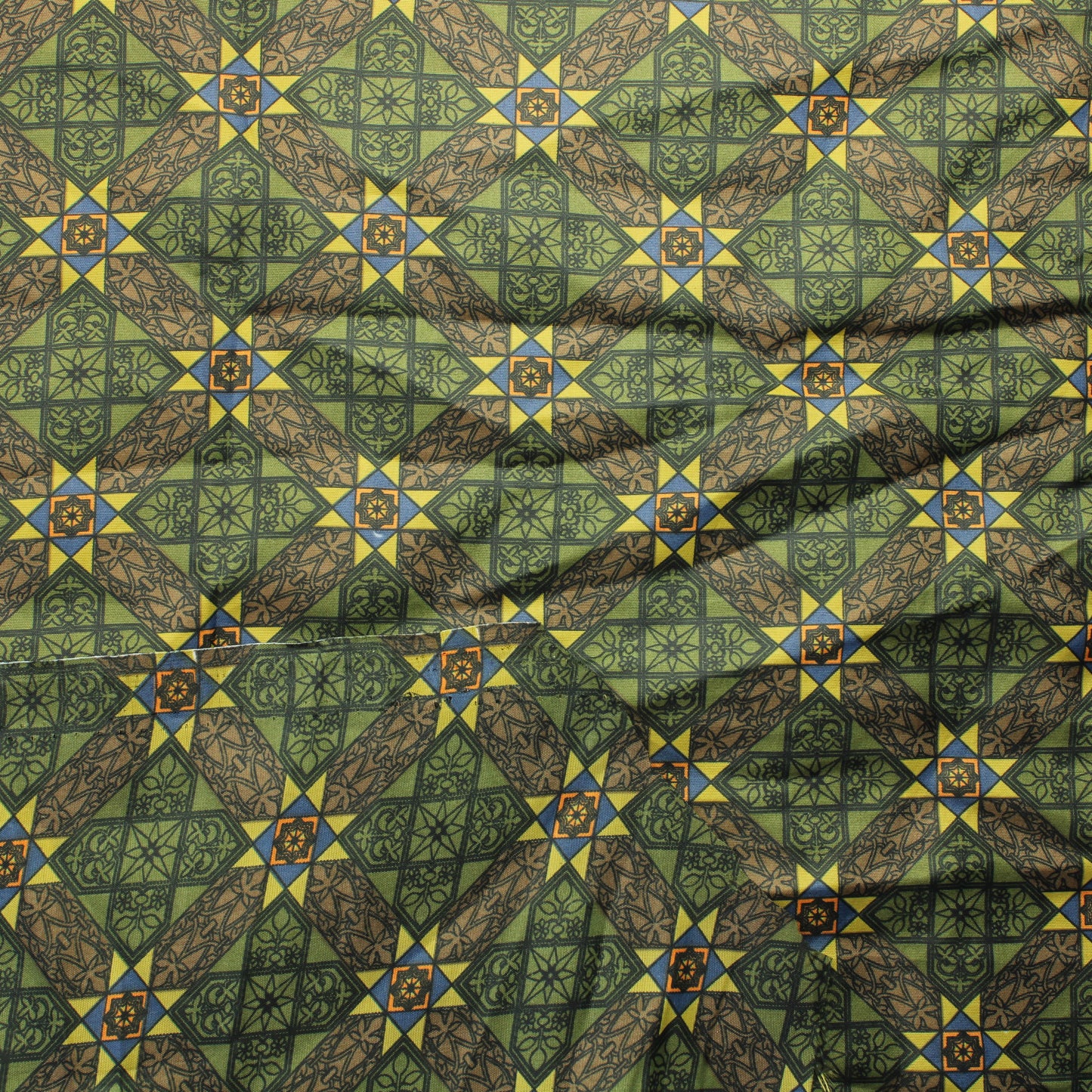 Vihreänsävyinen kuviollinen Vuorikangas - Pala