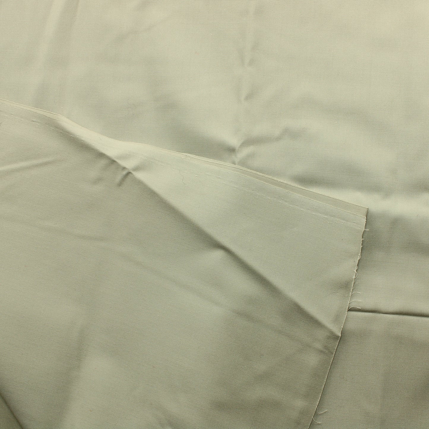 Harmahtava Vaatetuskangas nro 14 - Pala