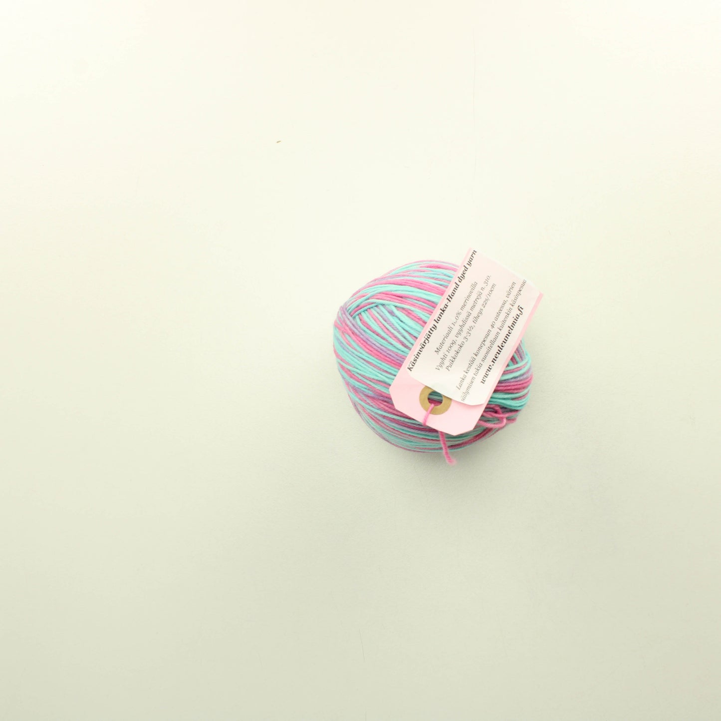 Neuleunelmia Merino - Turkoosia ja vaaleanpunaista 100g