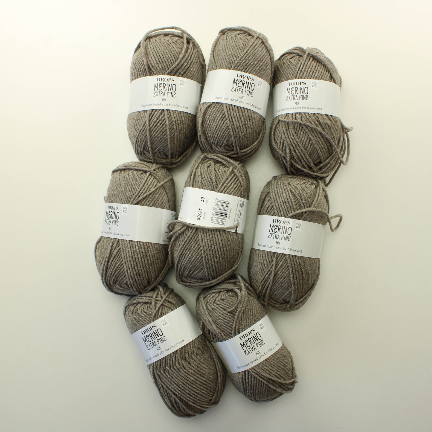 Drops Merino Extra fine - 07 Lankapussi 542 (400g)