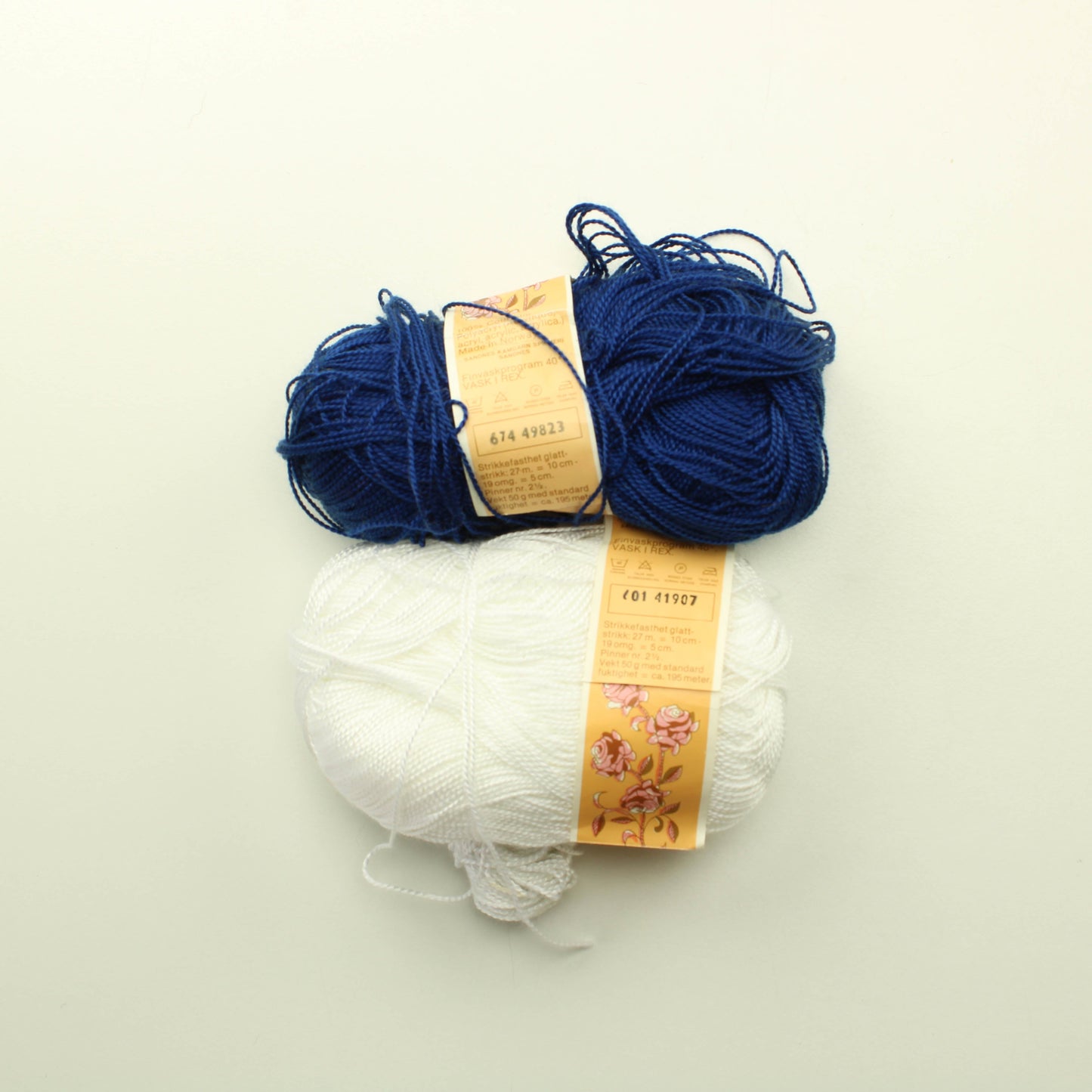 Sandnes Kamgarn Spinneri Rosett - Lankapussi 29 (200g)