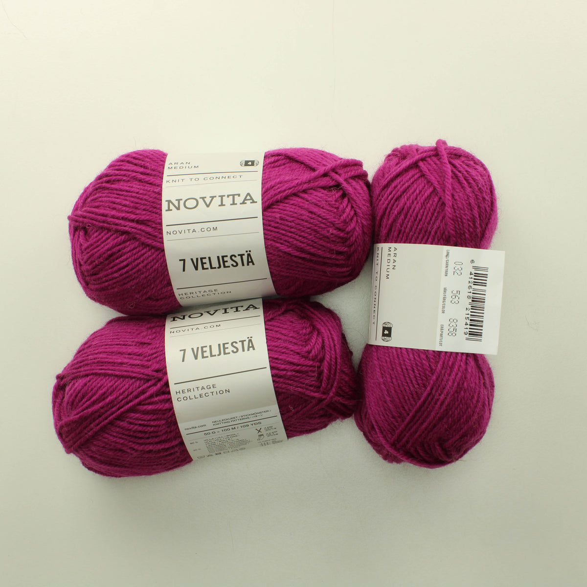 Novita 7 veljestä uusi villaisempi 50 g -563 Lankapussi 740 (150g)