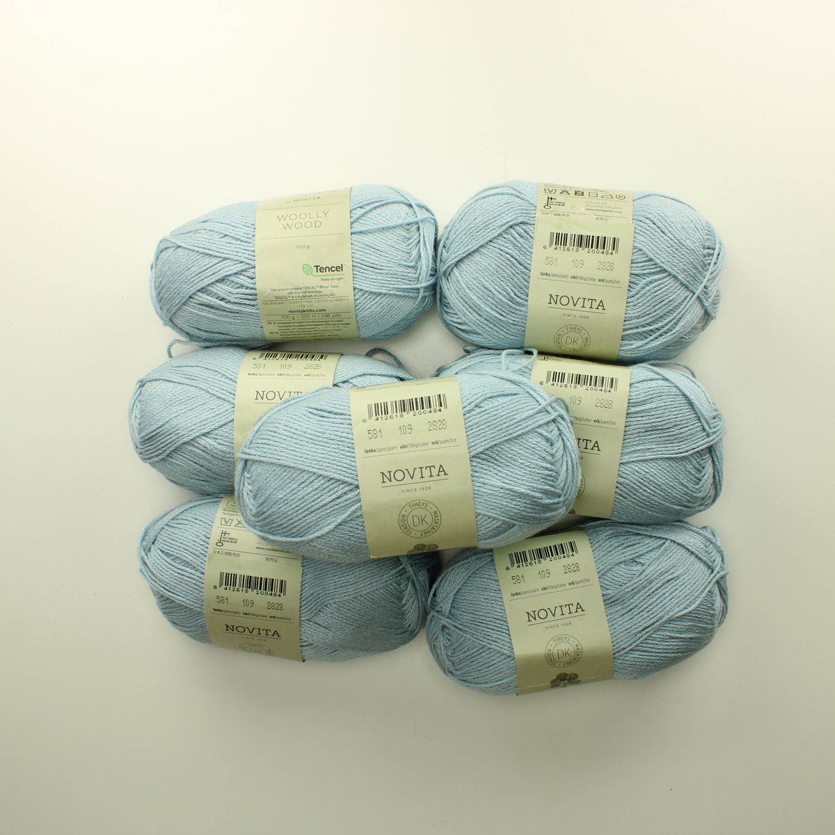 Novita Woolly Wood - 109 Lankapussi 207 (700g)