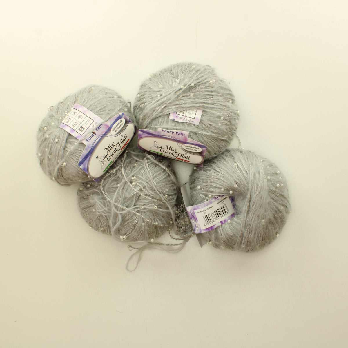 Miss Tricot Filati Regalo - 2 Lankapussi 137 (200g)