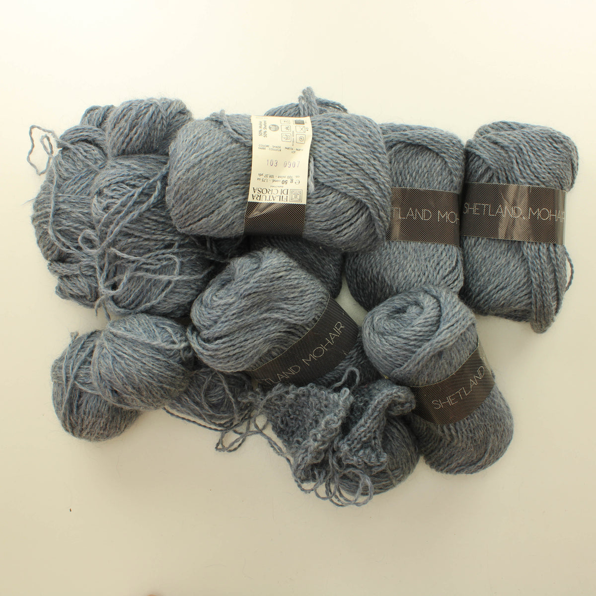 Filatura di Crossa Shetland Mohair - 103 Lankapussi 392 (600g, osa langasta käytettyä huomioidaan hinnassa))