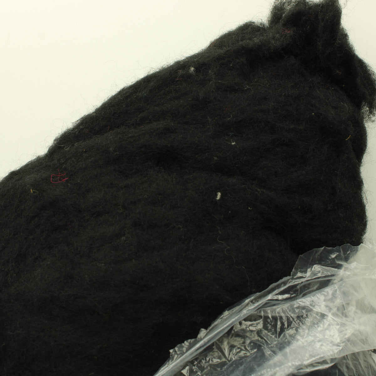 Pirtin Kehräämä huovutusvilla - Musta Pussi 9 (600g)