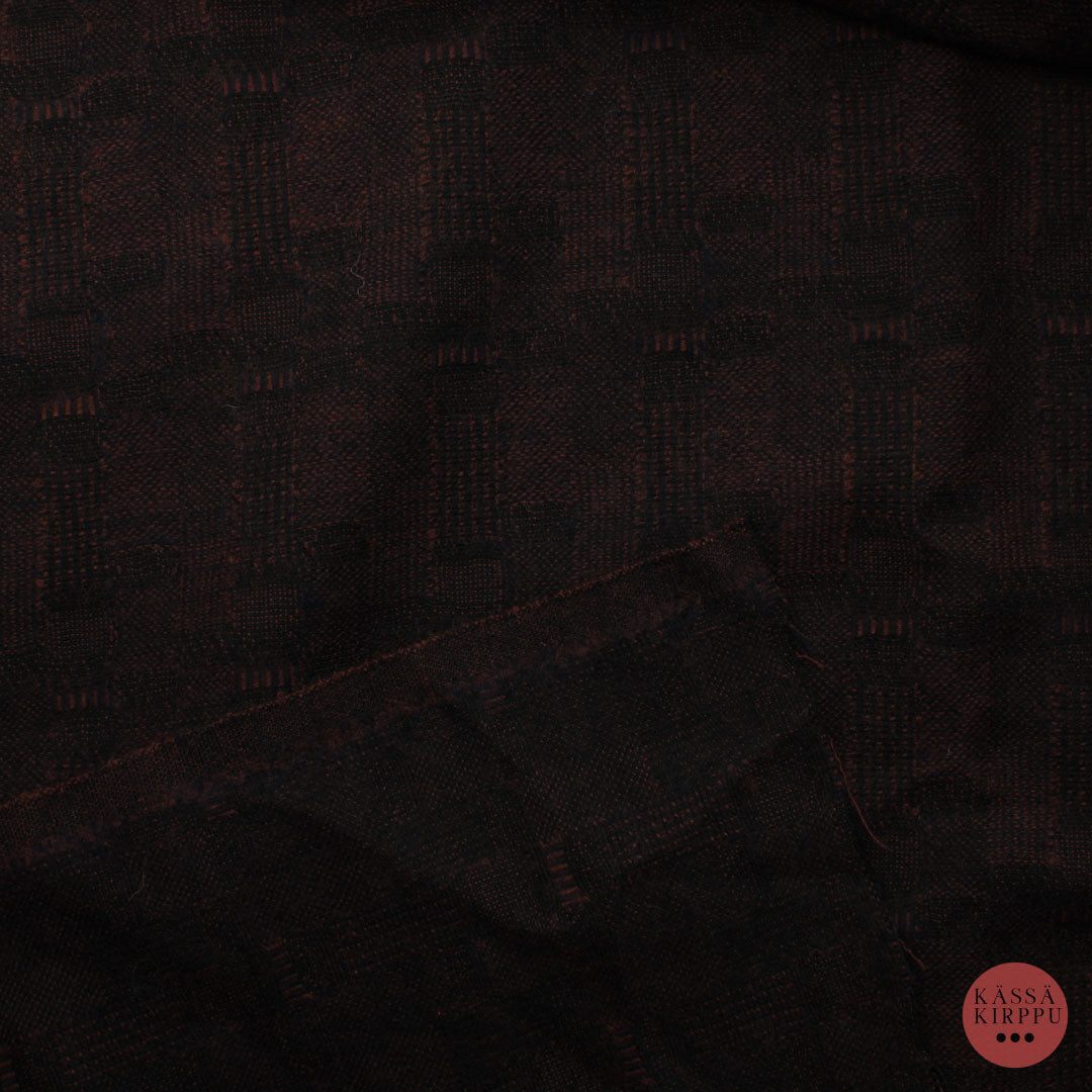 Mustaa ja punaruskeaa Villasekoitekangas - Pala