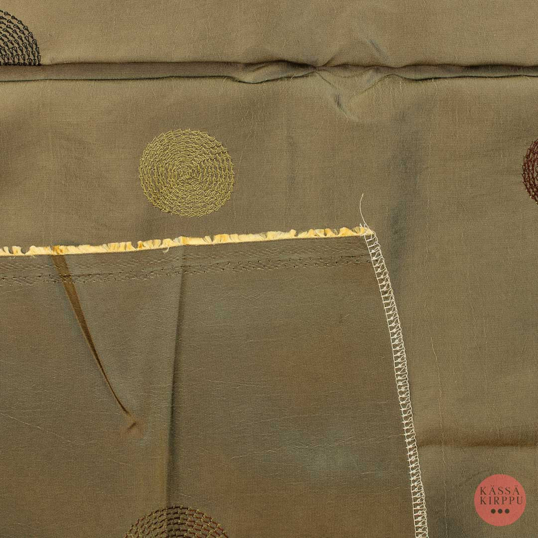 Ruskea kirjotut pallokuviot Sisustuskangas - Pala