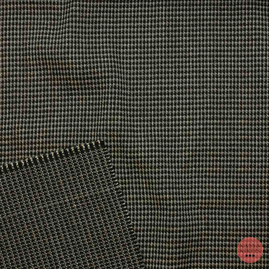 Musta-valkoruutuinen Vaatetuskangas - Pala