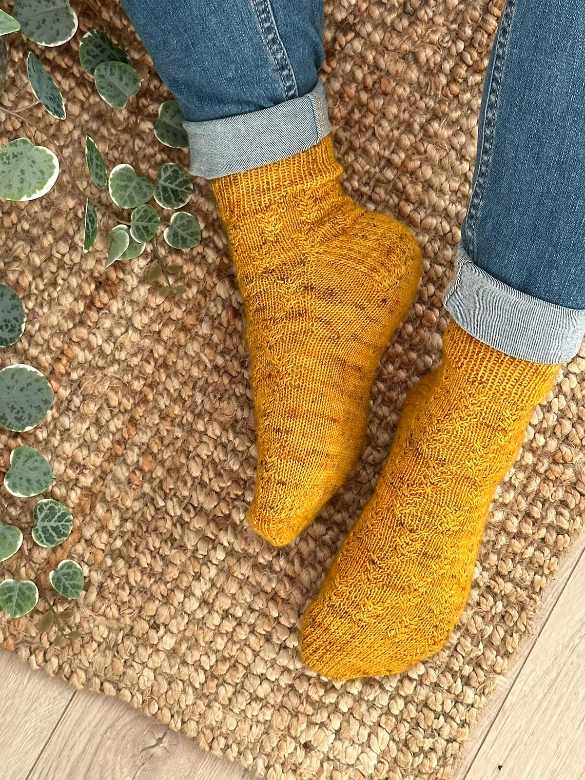 Elo - Villasukat - Neuleohje