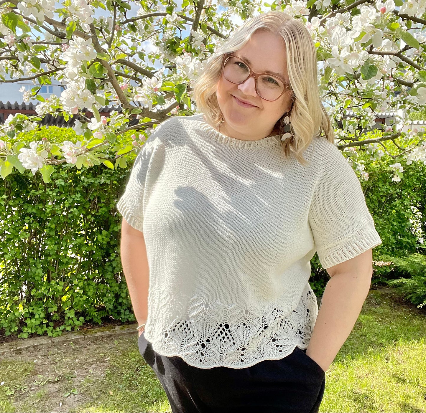 Lotus Lake - T-Paita - Neuleohje