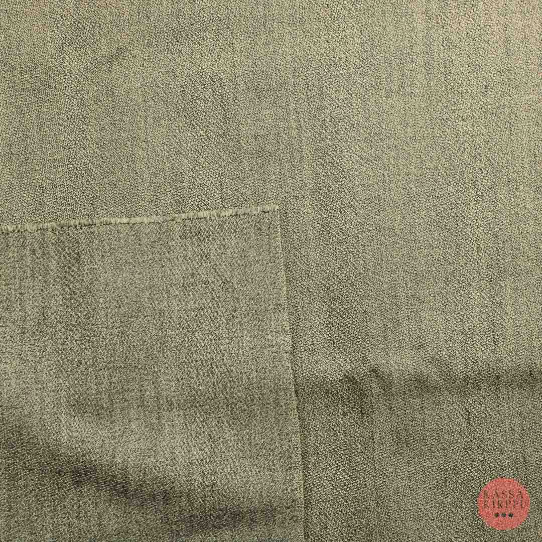 Beigen harmaalla meleerattu Vaatetuskangas - Pala