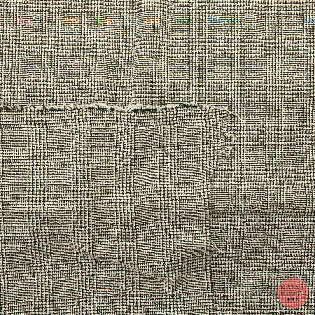 Mustavalkoinen ruudullinen Vaatetuskangas - Pala