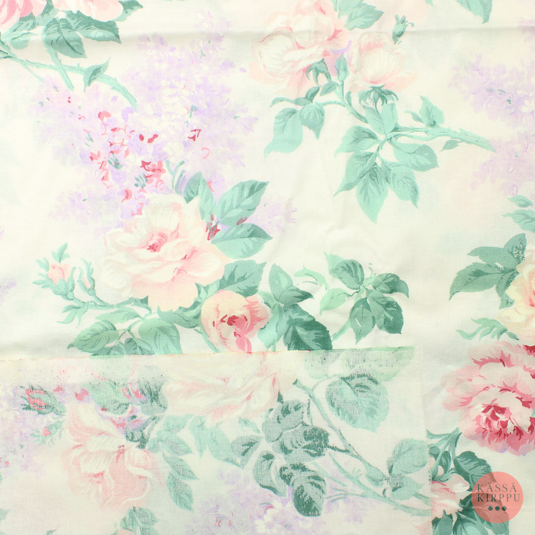 Gentle flowers cotton - Piece
