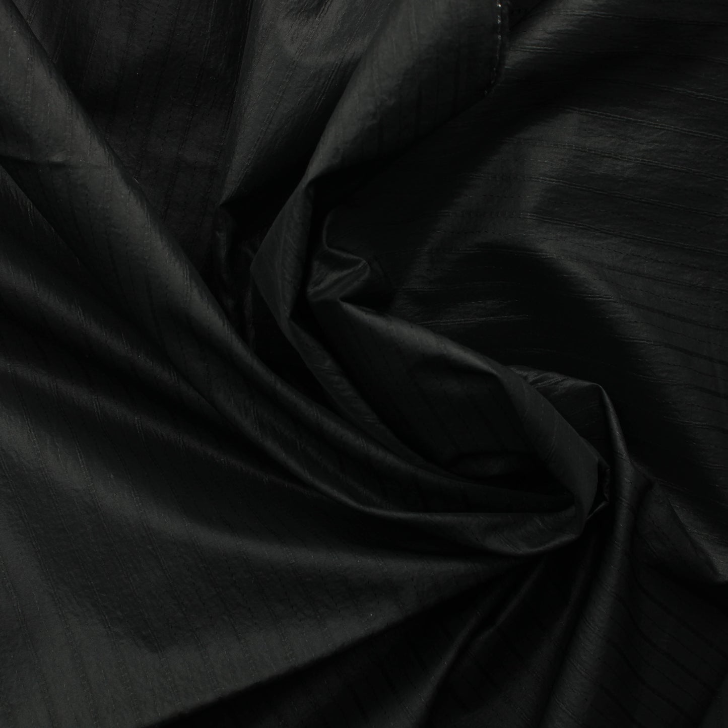 Voglia Musta Pystyraitainen Vaatetuskangas - Pala