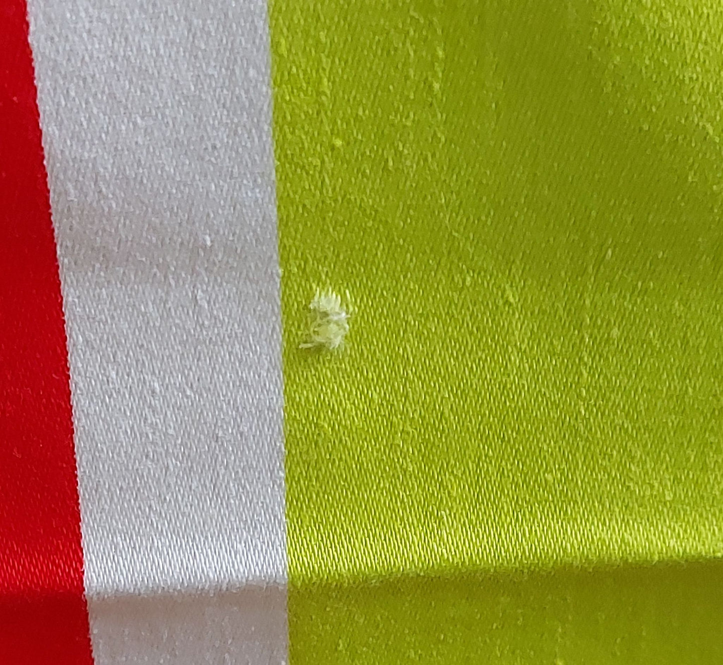 Satiinisidoksinen kirkasvärinen raitakangas puuvillaa -Pala - 6