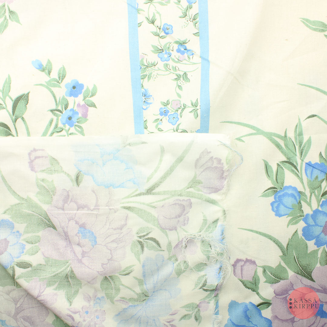 Siniset ja Violetit Kukat Puuvilla - Mittamyynti