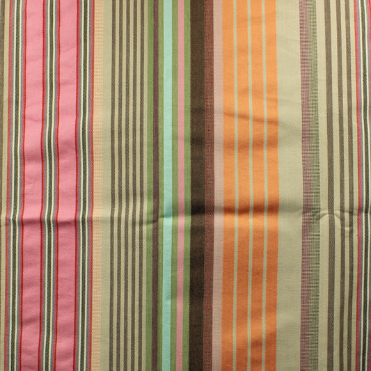 Pystyraitianen Sisustuskangas - Pala