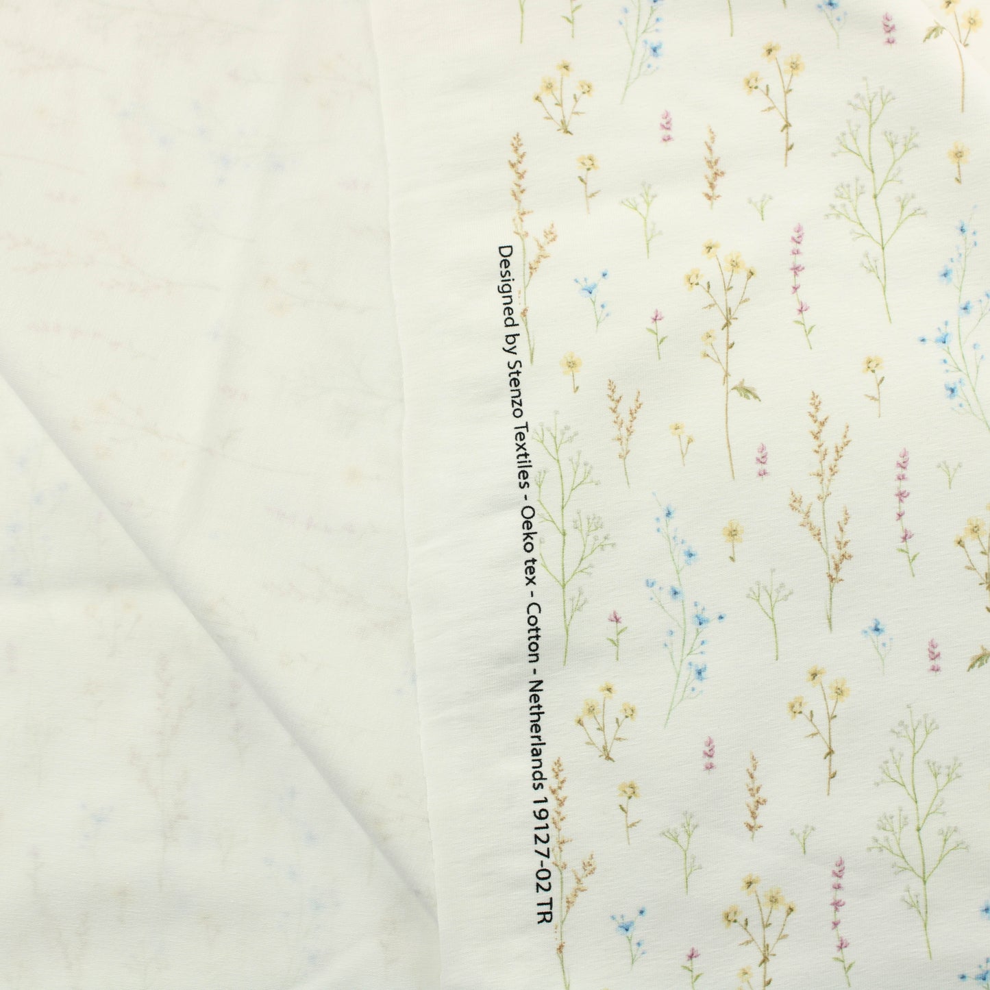 Hempeät kukat Trikoo - Pala