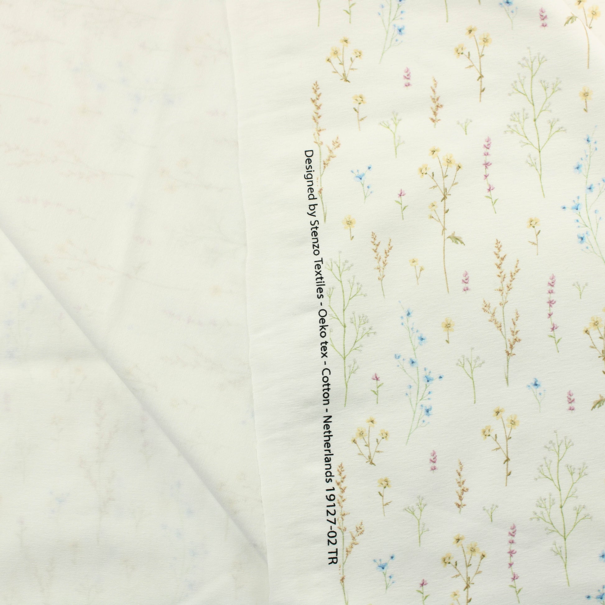 Hempeät kukat Trikoo - Pala