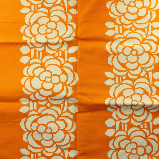 Ruusukuvioiset Retro Puuvillaverhot - Palapaketti