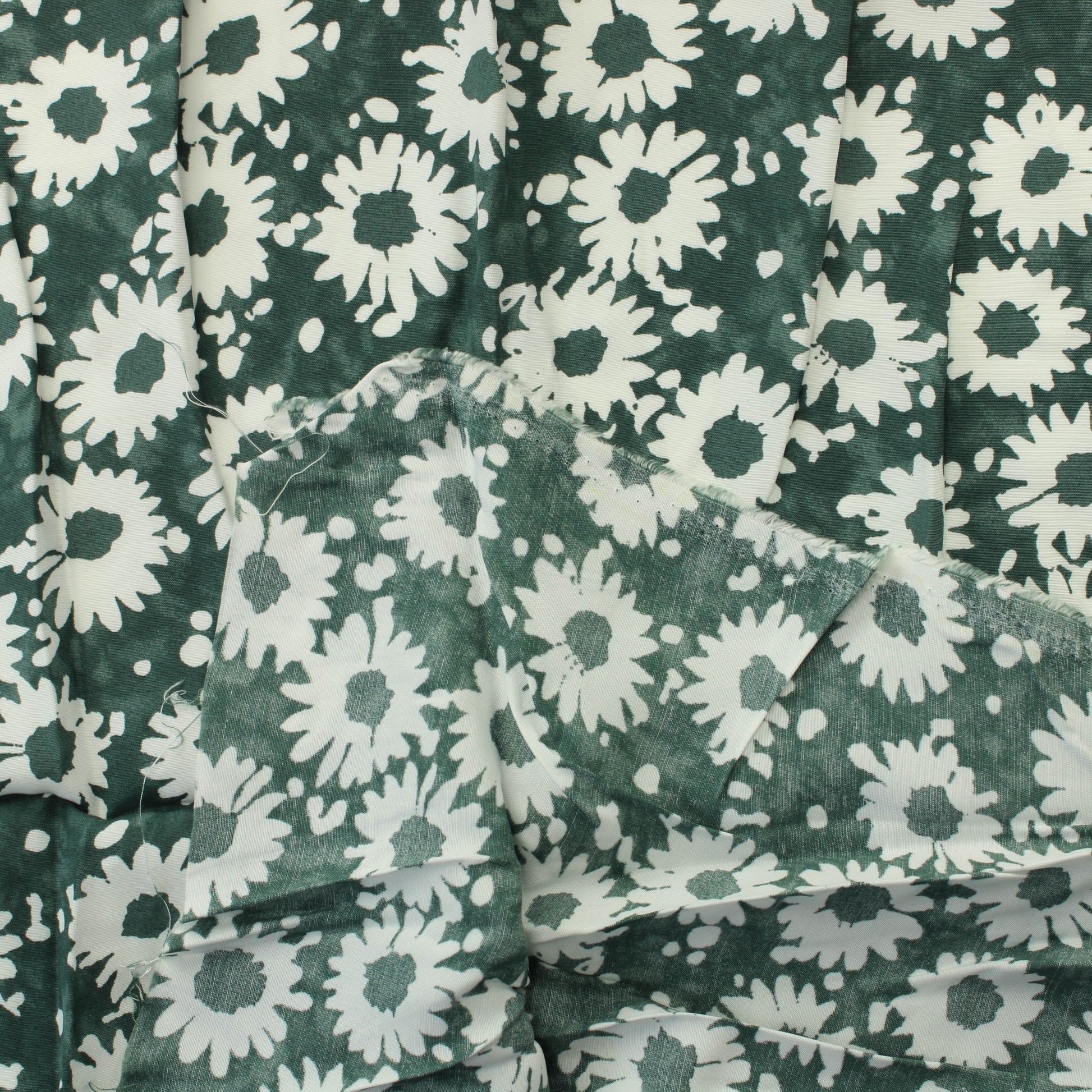 Kukikas vihreänhamraa Vaatetuskangas - Pala