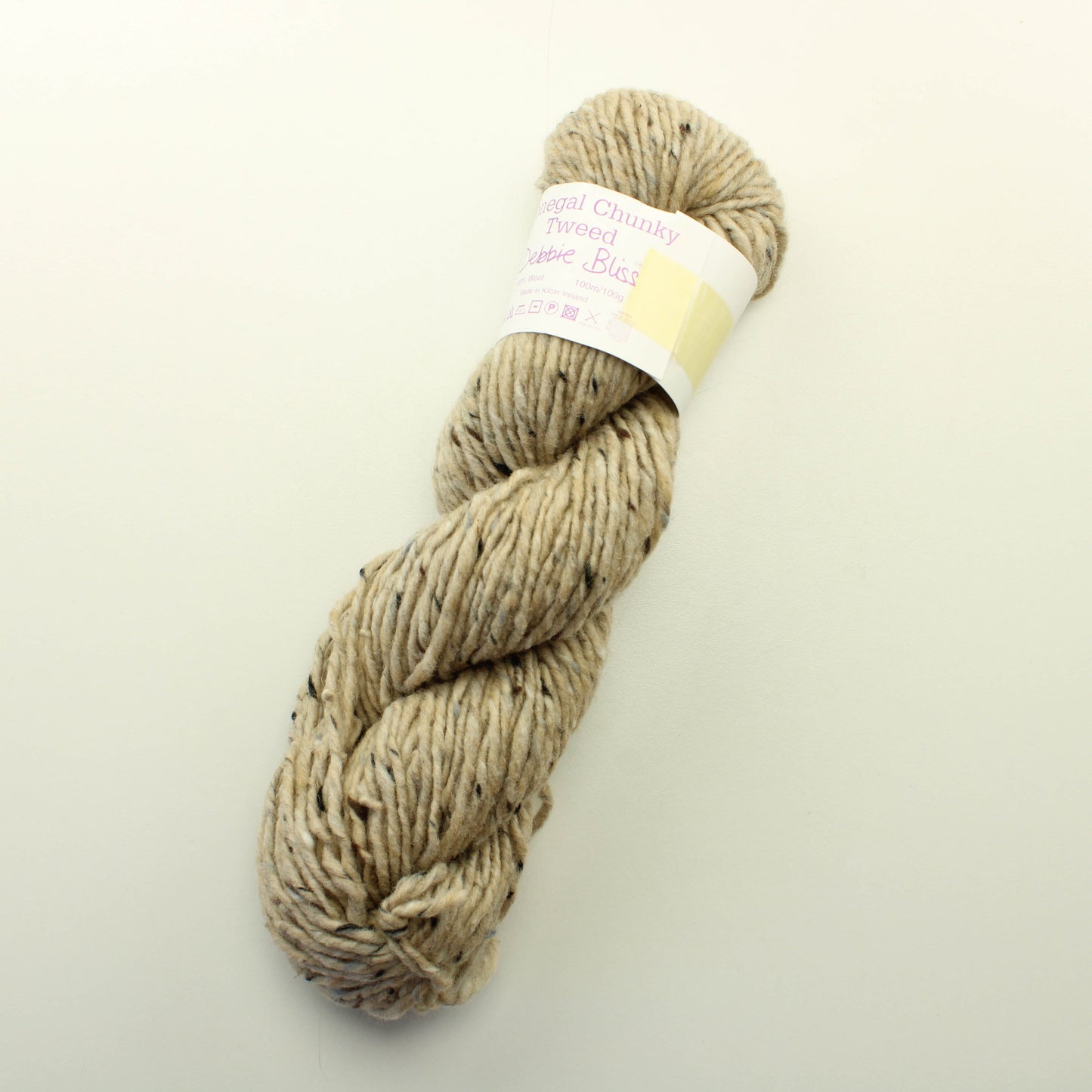 Debbie Bliss Donegal Chunky Tweed - 292104  (osa vyyhdistä avattu, mutta käyttämättämiä)