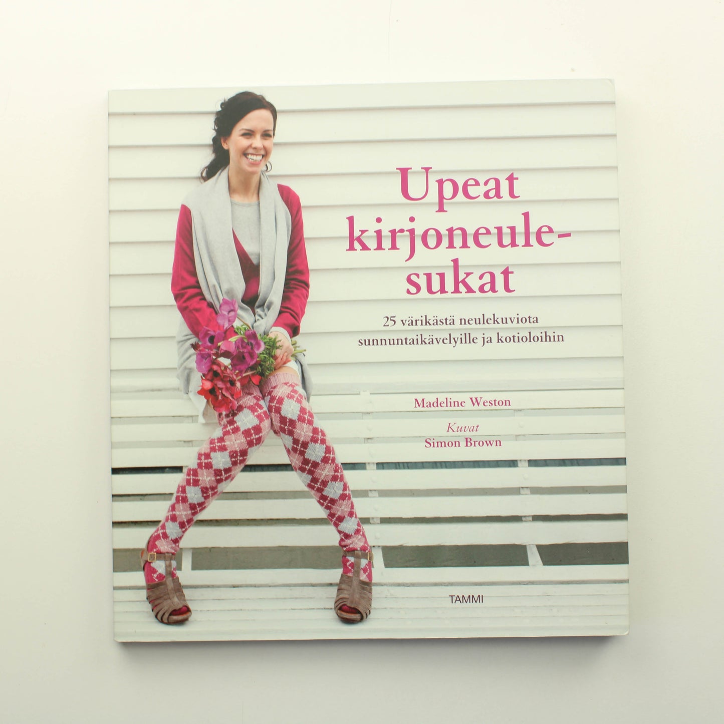 Madeline Weston: Upeat kirjoneulesukat