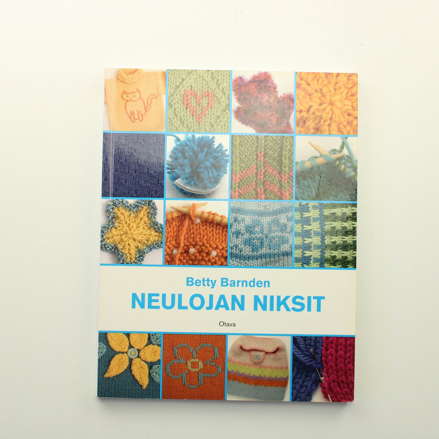 Betty Barnden: Neulojan Niksit