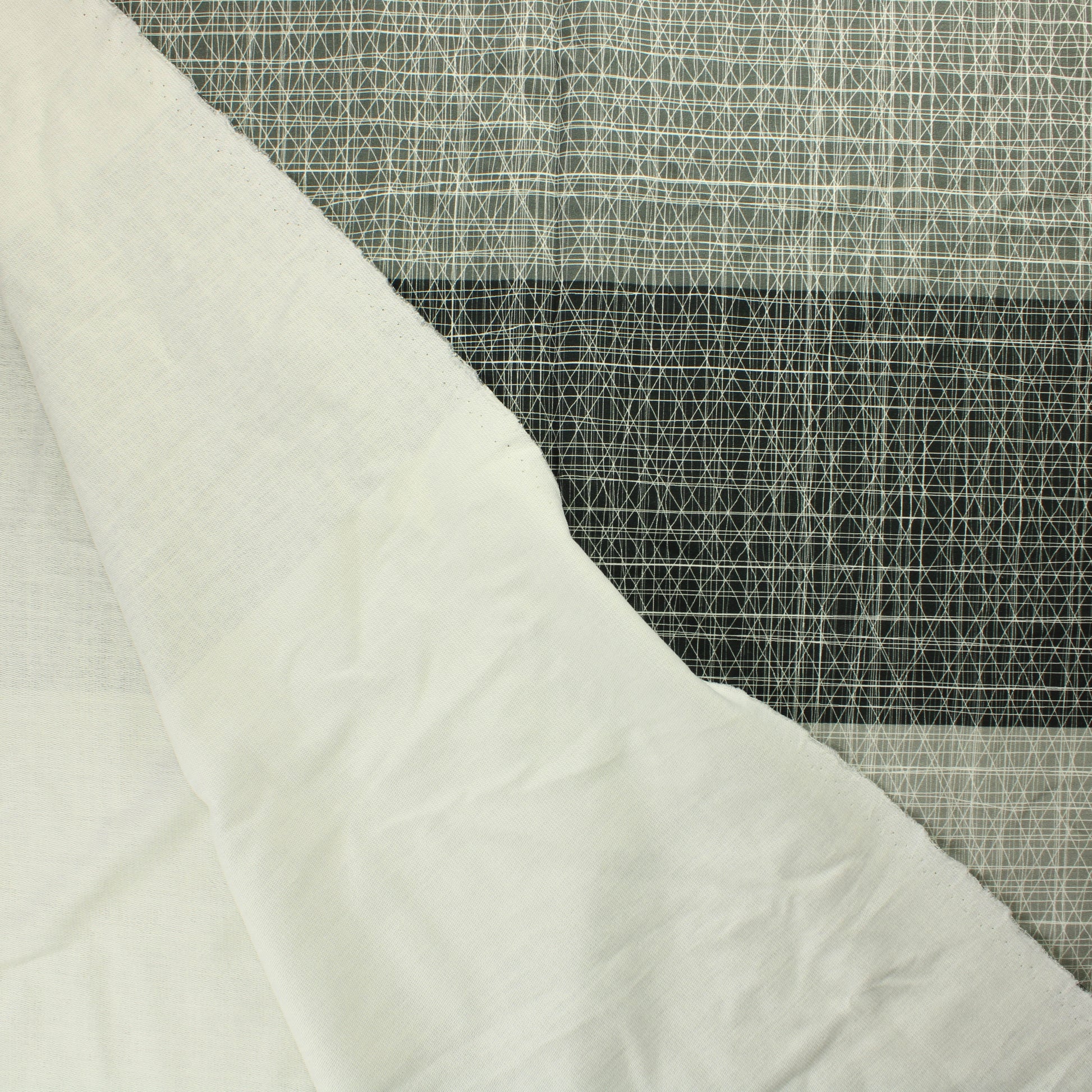 Ommellinen harmaansävyinen kuvollinen raita JC - Pala