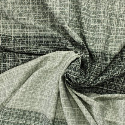 Ommellinen harmaansävyinen kuvollinen raita JC - Pala