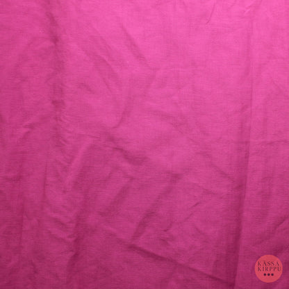 Naisten vaatetustehtaan Aniliini Vaatetuskangas - Pala