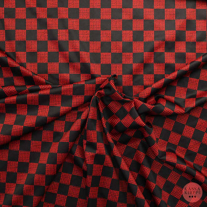 Punamusta Ruutu Neulos - Pala