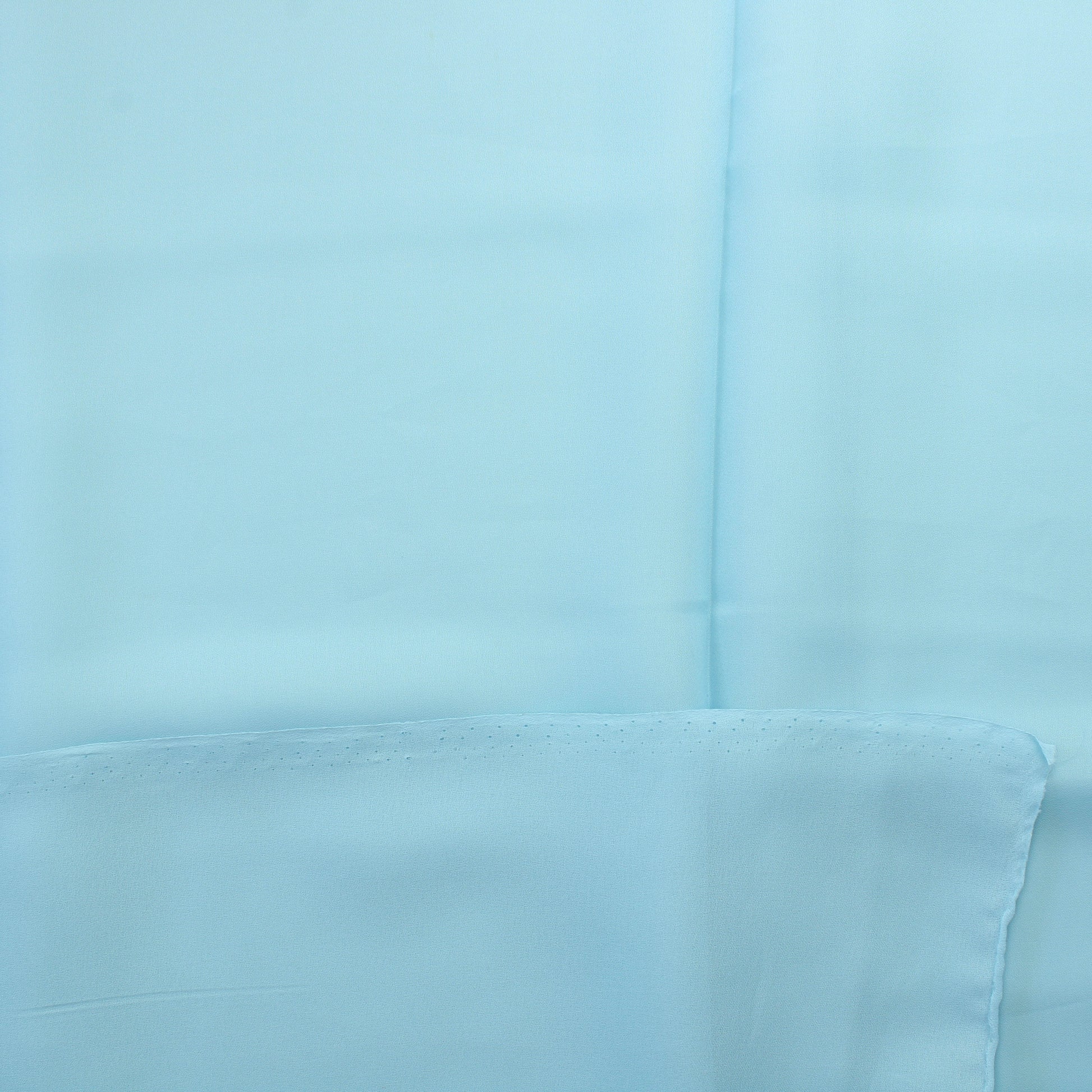 Vaaleansininen Vaatetuskangas - Pala