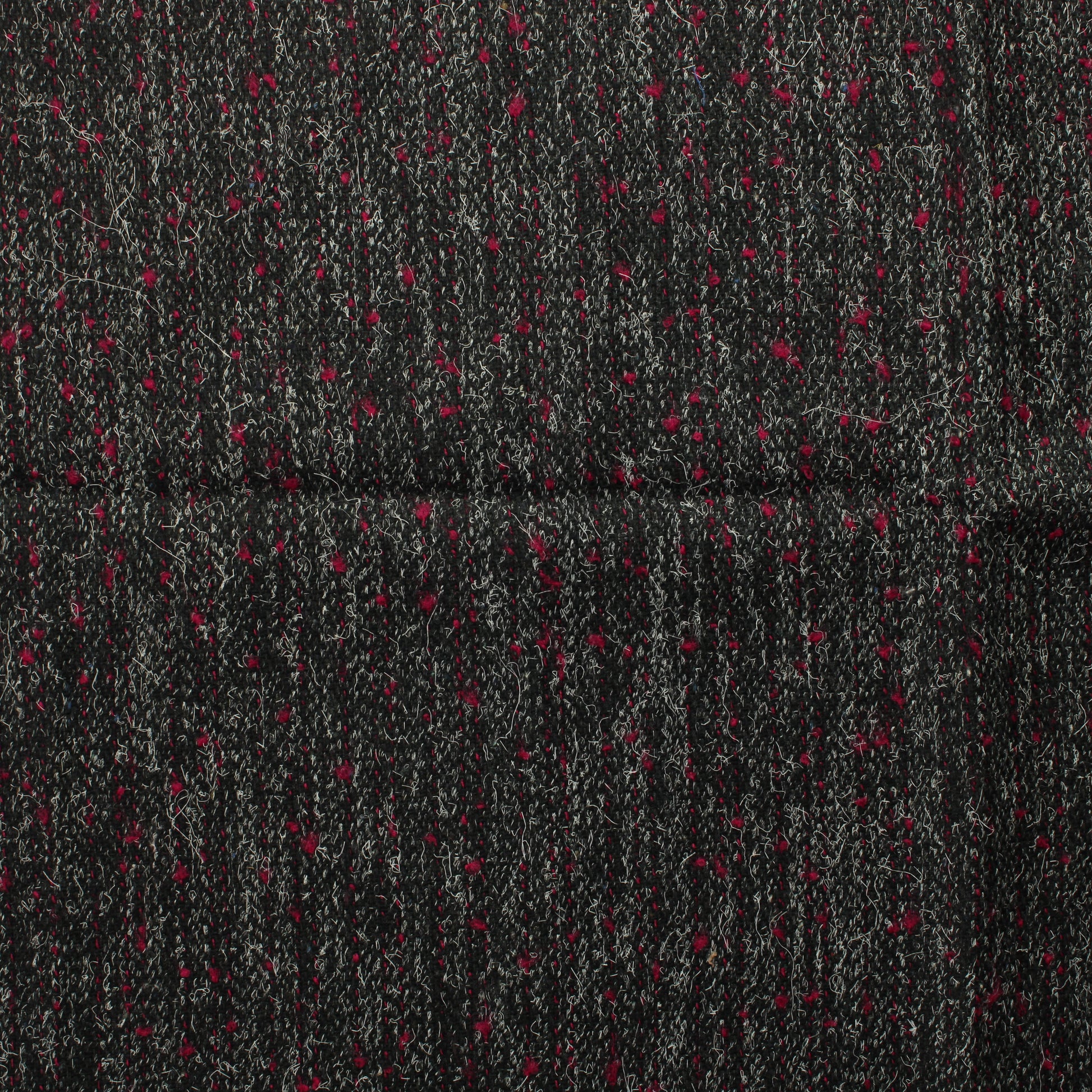 Musta-valko-punainen Vaatetuskangas - Pala