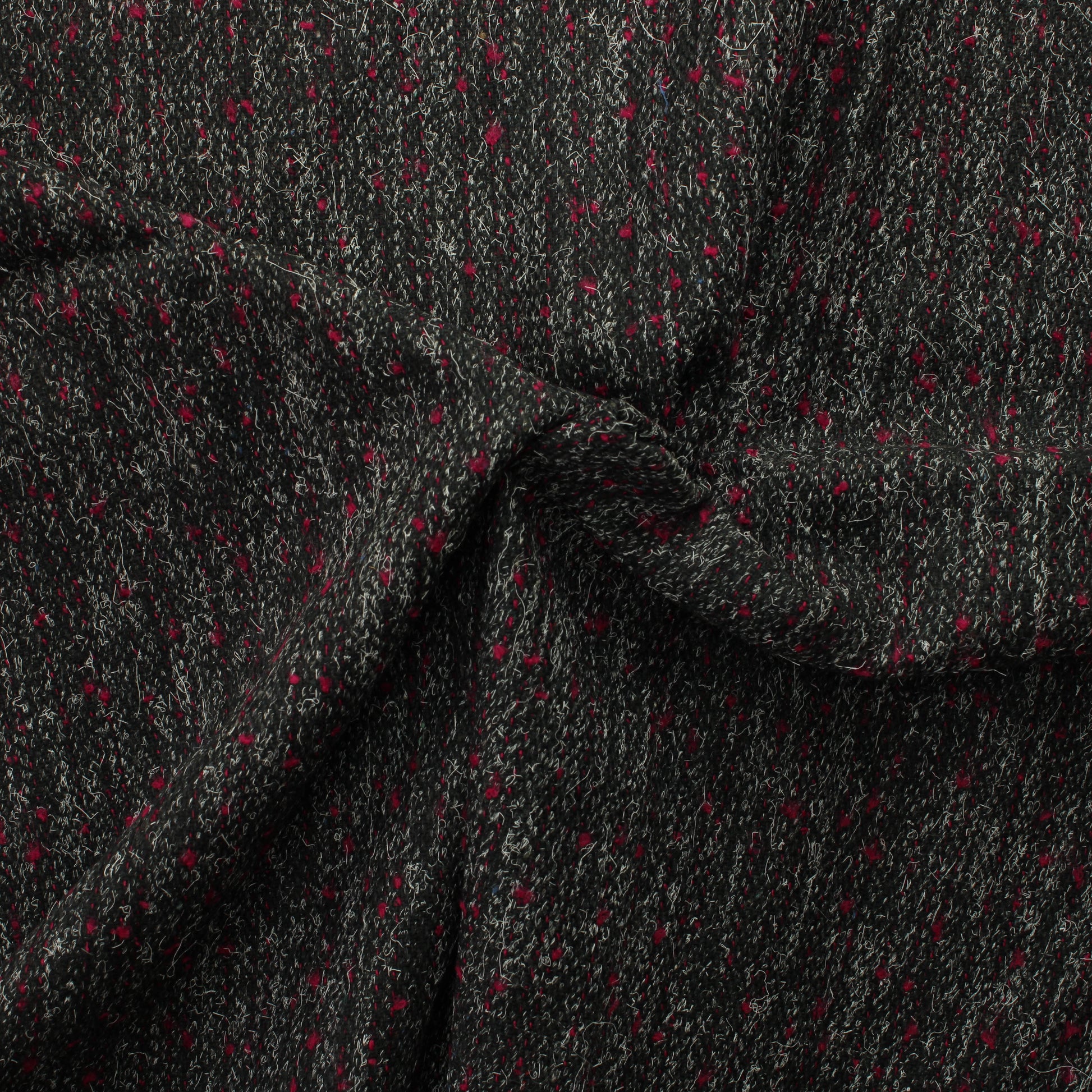 Musta-valko-punainen Vaatetuskangas - Pala